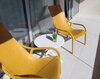Лаунж-кресло пластиковое с подушкой, Nardi Net Lounge, горчичный, серый