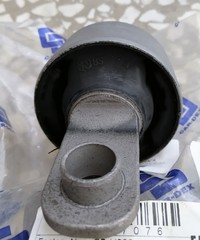 САЙЛЕНТБЛОК РЫЧАГА ЗАДНЕГО ПРОДОЛЬНОГО ПЕРЕДНИЙ ELANTRA HD, CEED ED, i30 FD KROSS, CAR-DEX.ONNURI