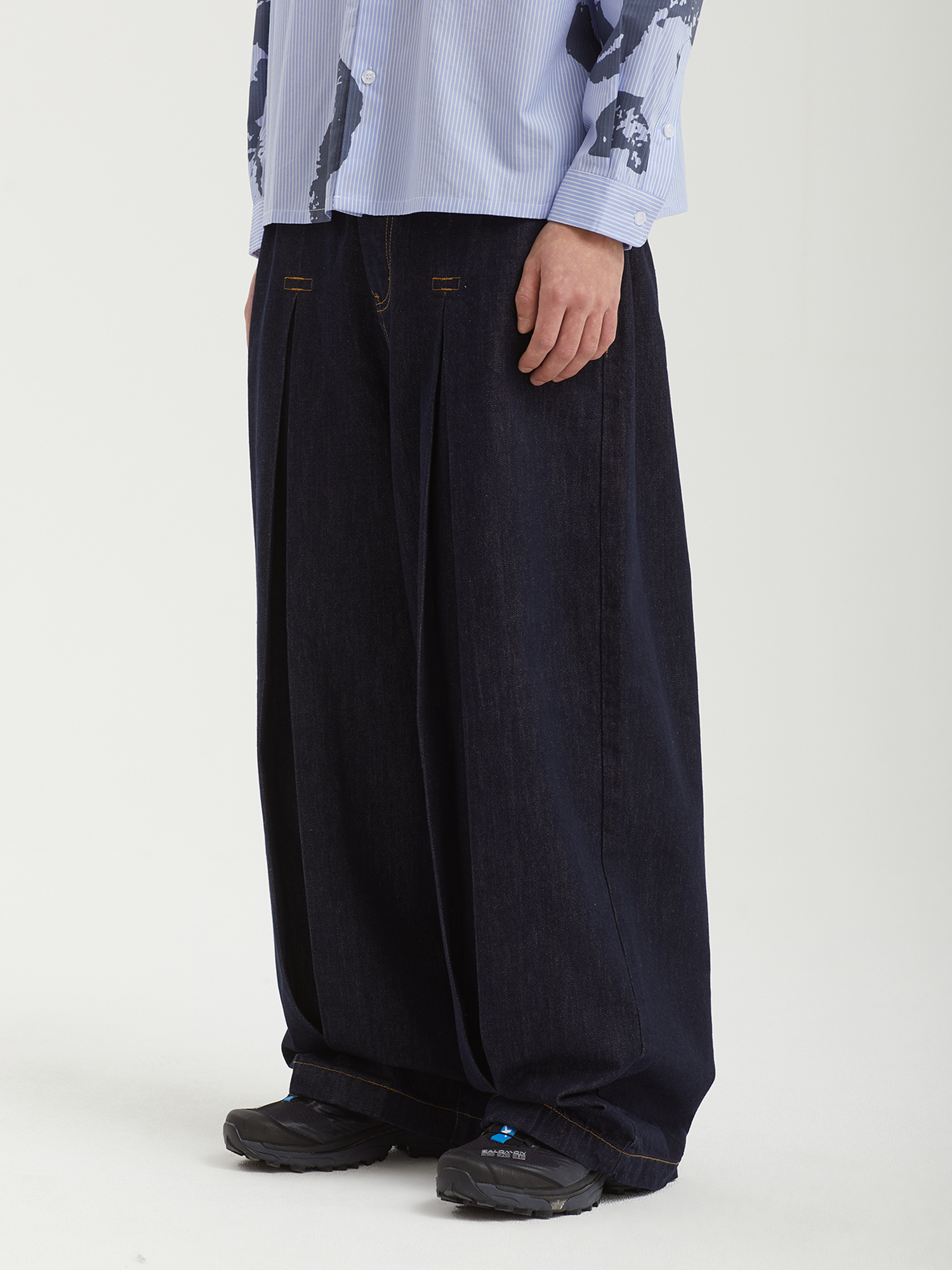 Джинсы (Balloon Fit) Long Tuck Wing Balloon Denim Pants