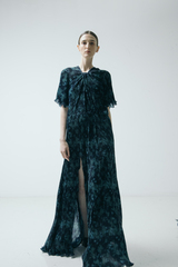 Платье из плиссированного шифона