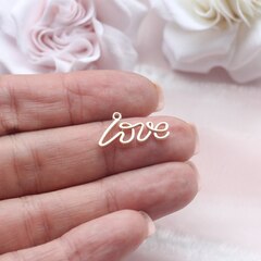 Подвеска Love 20*7 мм, позолота, П931