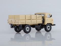 GAZ-66 flatbed truck beige 1:43 Start Scale Models (SSM)