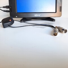 ИНЖЕКТОР ДЛЯ ТВ АНТЕННЫ ТРИАДА-311/antenna.ru для подачи питания 5 вольт на активную ТВ антенну