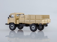 GAZ-66 flatbed truck beige 1:43 Start Scale Models (SSM)