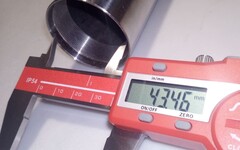 Перо вилки для Suzuki GSX 1400 2005-2007, 46мм*642мм(отверстие снизу)