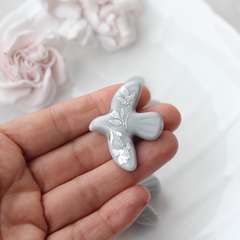 Подвеска фарфоровая Птичка серая с серебром 34*42 мм S048