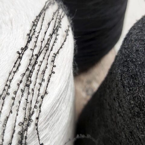 Микробукле кашемир (32%) с альпакой GARGANTU / SPUMA 1800 антрацит