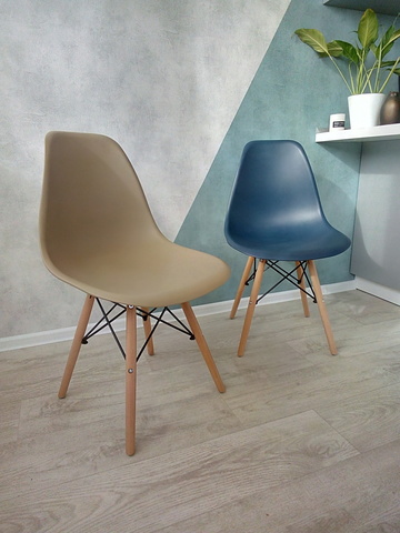 Интерьерный дизайнерский кухонный стул Eames DSW Style Wood, бежевый (капучино)