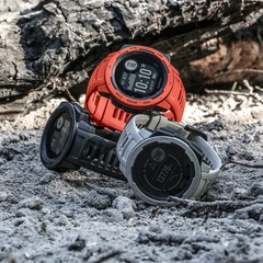 Ударопрочные спортивные часы Garmin Instinct Tundra