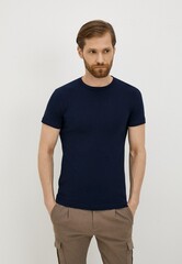 Футболка Anyday мужская T-shirt 03, цвет темно-синий