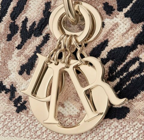 Сумка Dior Lady D-lite, модель среднего формата розовый