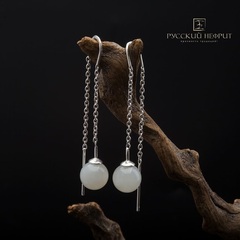 Серьги-протяжки Luna. Серебро, белый нефрит.