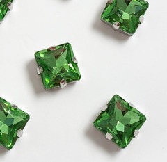 Стразы пришивные стекло в оправе, ш. 12 мм, салатовый