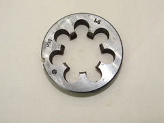 Плашка М33х1,5 d=65мм