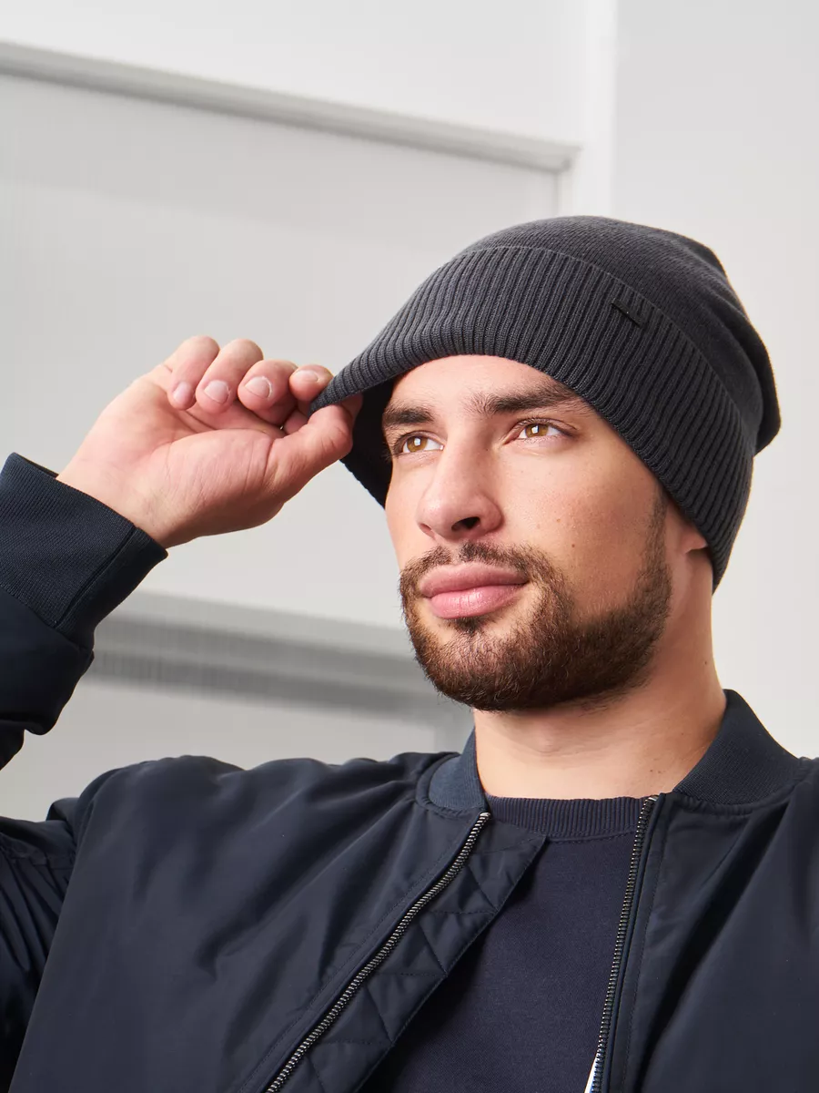 Шапка бини зимняя весенняя с флисом