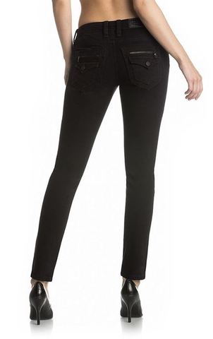 Rock Revival | Джинсы женские ROISIN S201 SKINNY RP2528S201 на модели сзади