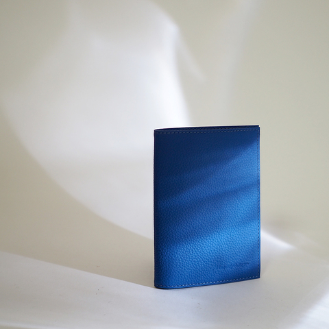 Обложка для паспорта из натуральной кожи теленка, цвета синий королевский