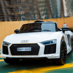 Детский электромобиль "AUDI R8" 12V,белый