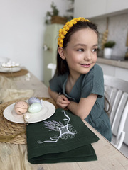 Салфетка сервировочная с вышивкой 