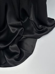 Вискозный атлас, Черный