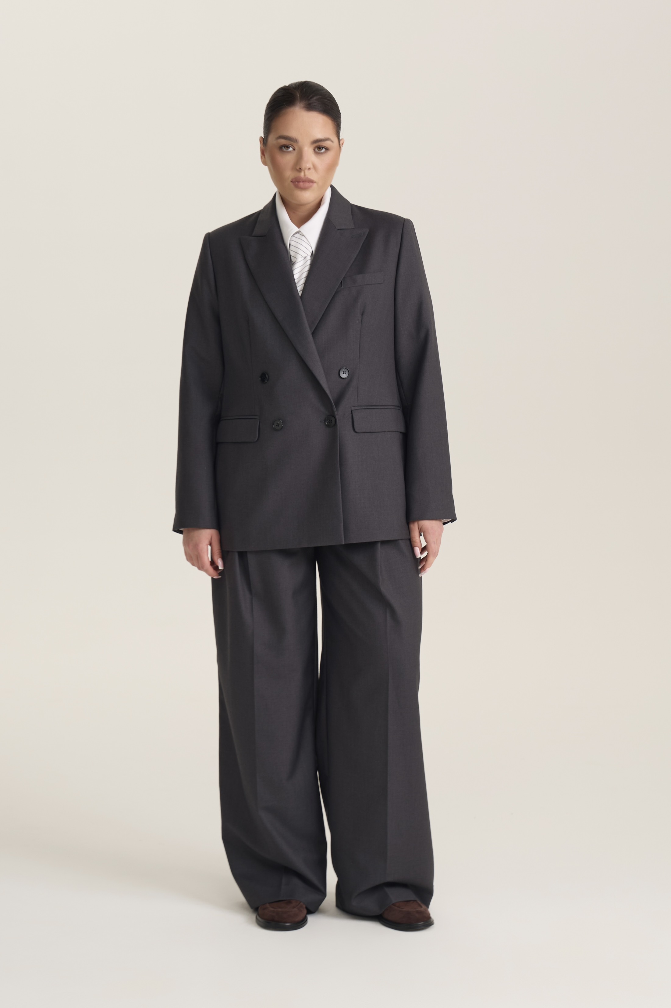 Брюки со стрелками, темно-серый