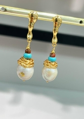 Серьги длинные в винтажном стиле с натуральным жемчугом барроко