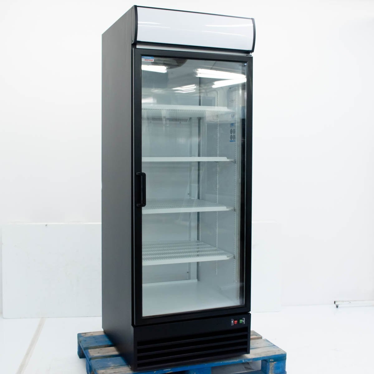 холодильный шкаф norcool ecocool 8