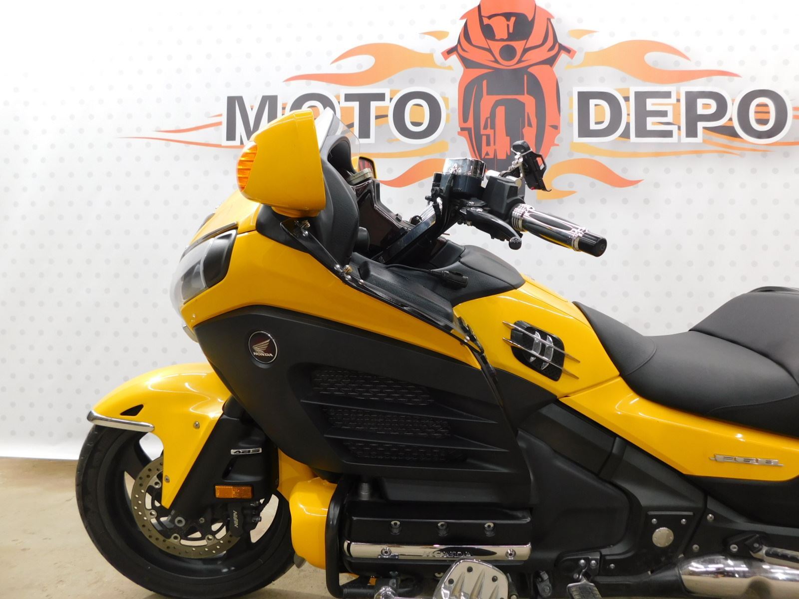 Honda GL1800 F6B Bagger 037583 Moto Depo