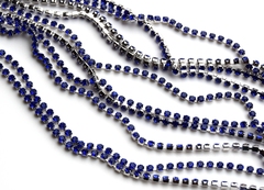 Стразовая цепочка 2 мм синий, родий