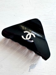 Заколка-краб для волос CHANEL черная 8см