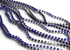 Стразовая цепочка 2 мм синий, родий