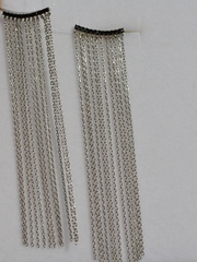 Каффы 9,0 черные (серебряные серьги)