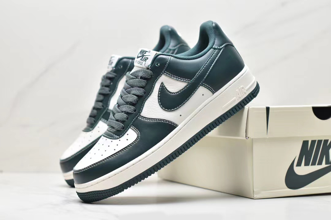 Кроссовки Nike Air Force 1 Low заказать онлайн