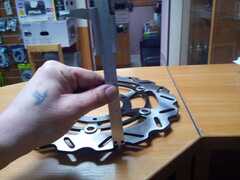 Переднии тормозные диски на Honda CBF1000