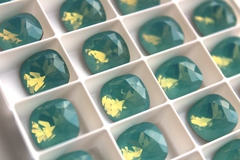 Подушечки 12*12 мм Pacific Opal