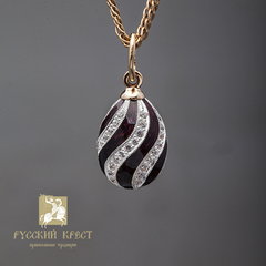 Пасхальное яйцо "Спираль". Фиолетовая эмаль.