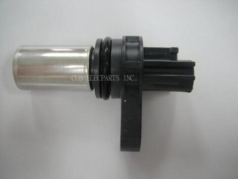 Датчик распредвала CUB B114-080 (VS-33C019)