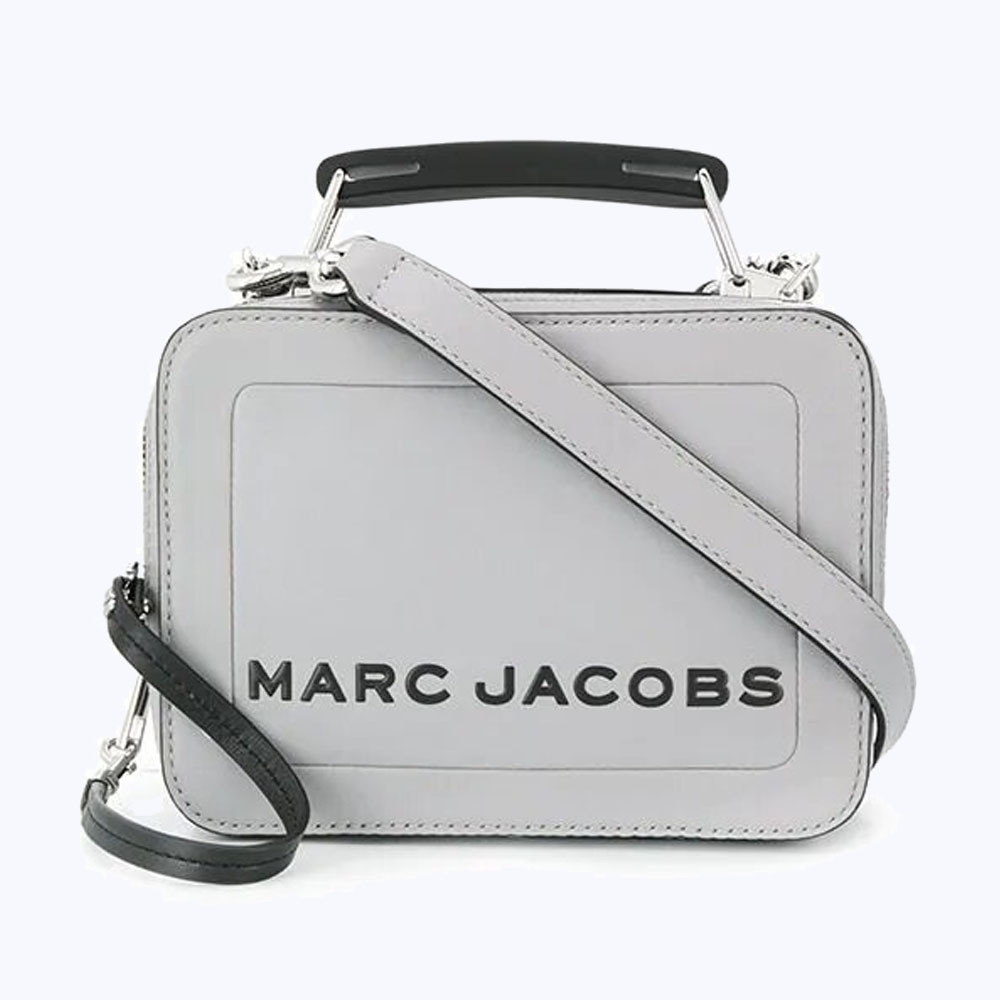 Марка якобс. Сумка Marc Jacobs Mini Box – drizzle Grey. Marc Jacobs сумки Mini Box. Marc Jacobs Mini Box Bag. Марк Джейкобс сумка the Box.