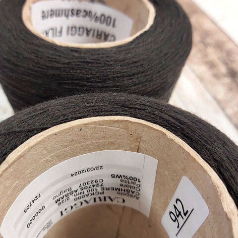 Кашемир кардный CARIAGGI CASHMERE 100 2/28 ночной лес