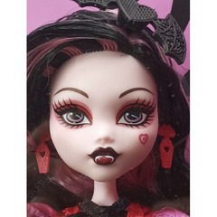 Клод Вульф и Дракулаура. Выпуск ко Дню Всех Влюбленных 2024 - ! КОРОБКА ПОВРЕЖДЕНА !