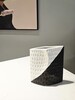 Ваза Black and White Vase B