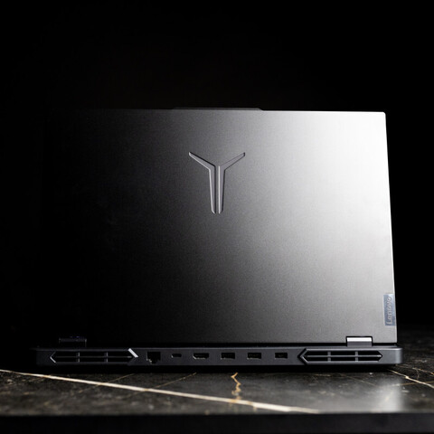 Игровой ноутбук Lenovo Legion 5 Pro (R9000P) / R9-7945H / RTX4060 / 2024 / Black