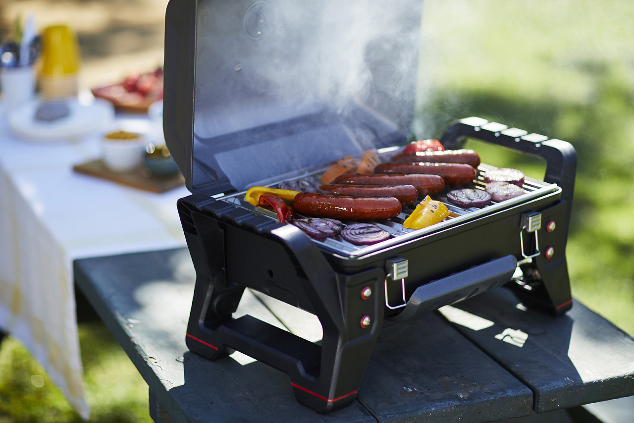 Портативный газовый гриль Char-Broil X200