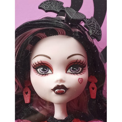 Клод Вульф и Дракулаура. Выпуск ко Дню Всех Влюбленных 2024 - ! КОРОБКА ПОВРЕЖДЕНА !