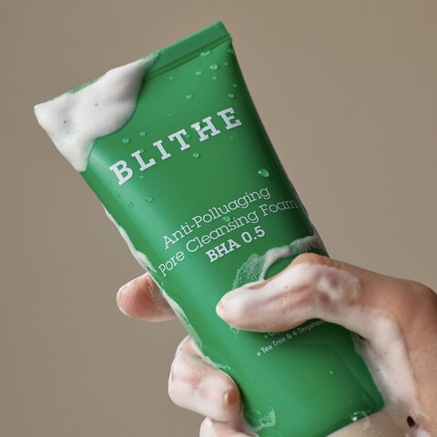 Очищающая пенка с BHA-кислотой Blithe Anti-Polluaging Pore Cleansing Foam