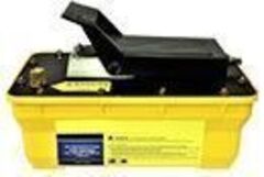 Насос гидравлический с пневмоприводом МПГ 700-0.8-Р-1 (700 бар, 0.16-1.2 л/мин, бак 3.1л, без РВД), ножное управление