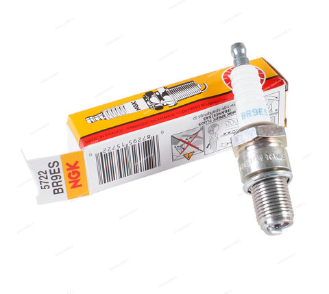 Свеча NGK BR9ES (5722)