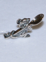 Денежная мышка (фигурка из серебра).