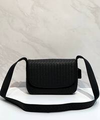 Сумка через плечо Bottega Venetta, чёрный