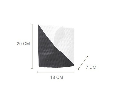 Ваза Black and White Vase B
